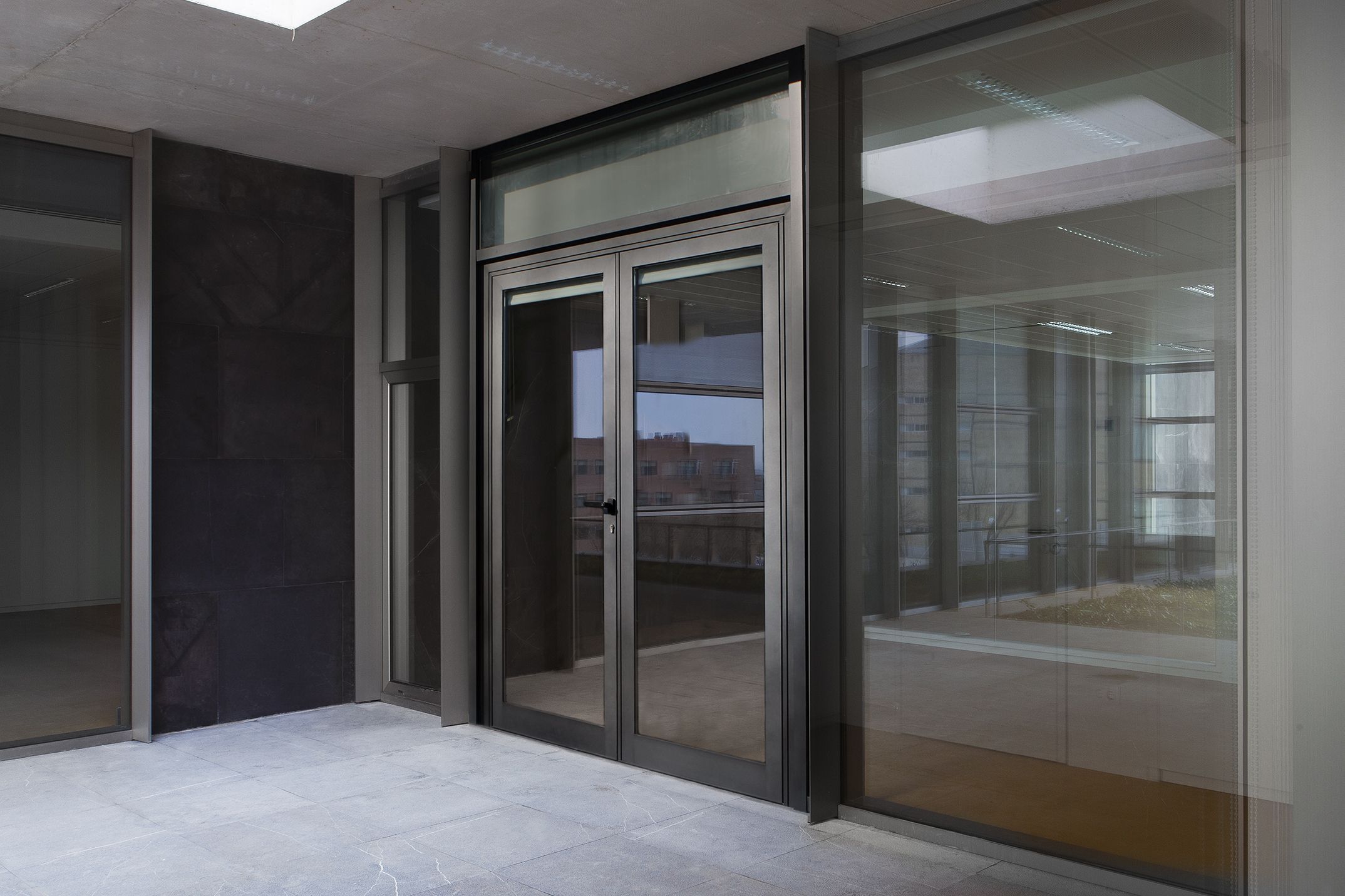 puerta millennium 2000 Ainhoa